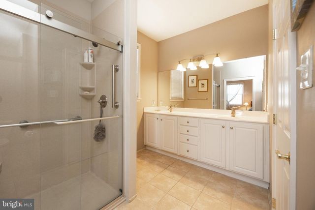 4335 MEADOWRIDGE LN, Collegeville, PA 19426