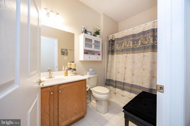 4335 MEADOWRIDGE LN, Collegeville, PA 19426