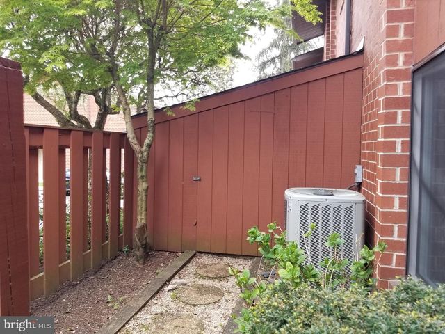 1004 WORTHINGTON DR, Exton, PA 19341