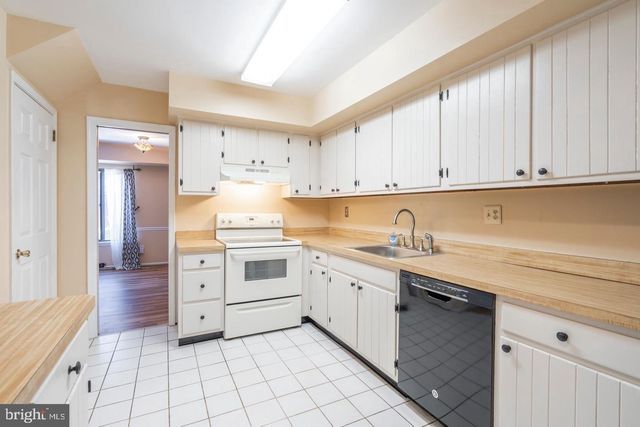 1004 WORTHINGTON DR, Exton, PA 19341