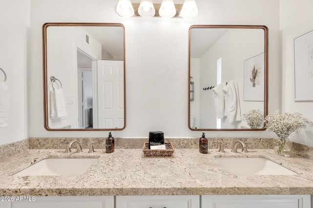 6928 E FRIESS Drive, Scottsdale, AZ 85254