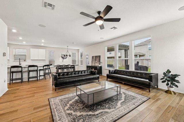 12720 Oxford Vineyard LN, Manor, TX 78653