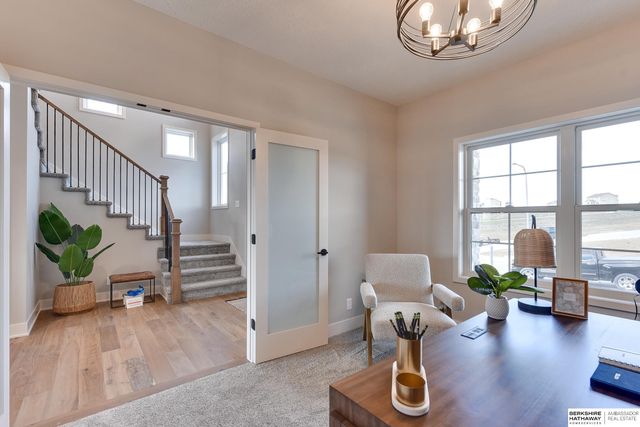 21801 Parkview Drive, Gretna, NE 68028