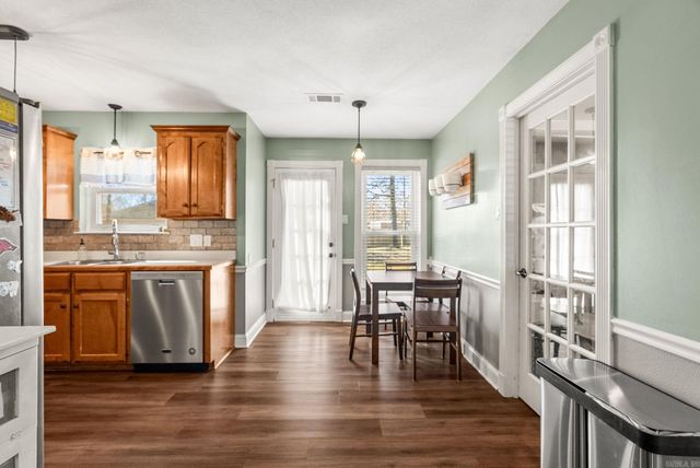 2485 Crestwood Court, Conway, AR 72032