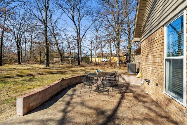 2485 Crestwood Court, Conway, AR 72032