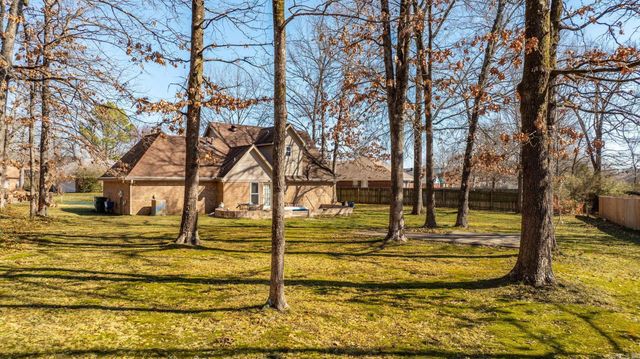 2485 Crestwood Court, Conway, AR 72032