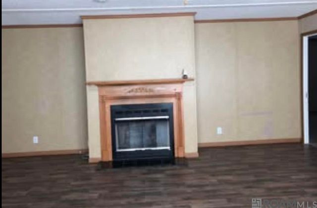 34633 Perkins Rd, Denham Springs, LA 70706