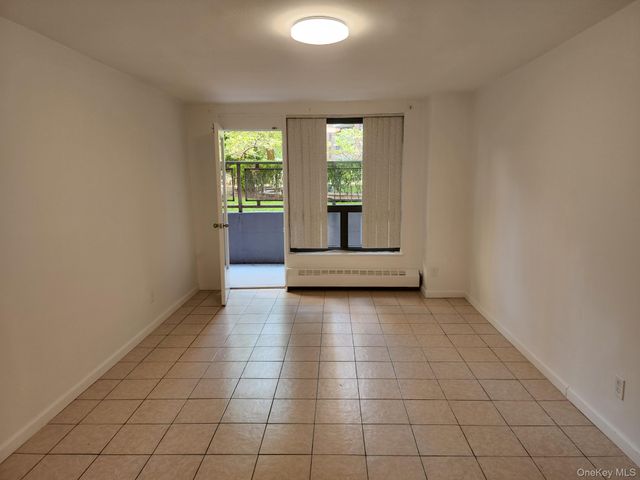 61-35 N 98th Street St-G, Rego Park, NY 11374