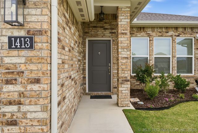 1413 E 150th Street S, Glenpool, OK 74033