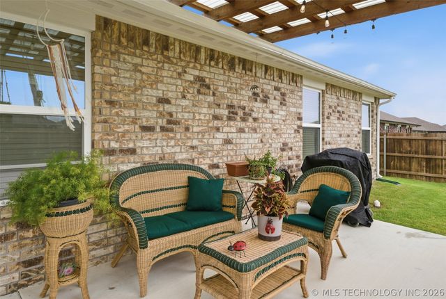 1413 E 150th Street S, Glenpool, OK 74033