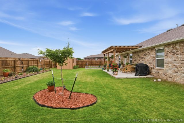 1413 E 150th Street S, Glenpool, OK 74033