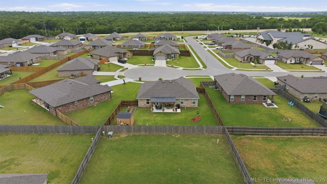 1413 E 150th Street S, Glenpool, OK 74033
