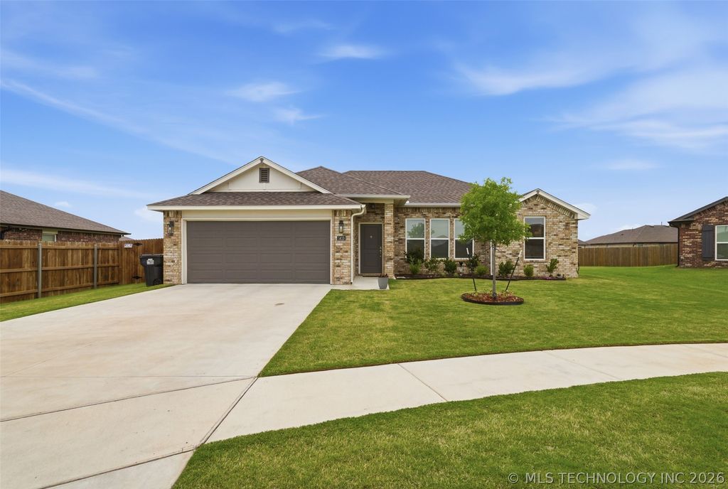 1413 E 150th Street S, Glenpool, OK 74033