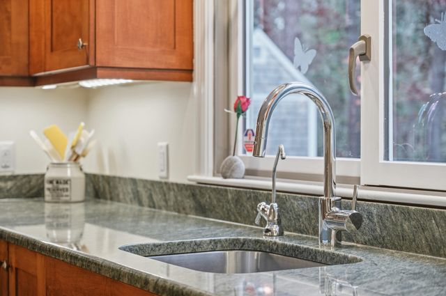 28 Lakeview Avenue, Chatham, MA 02633