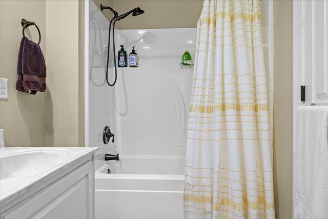6522 Fairway Forest DR, Roanoke, VA 24018