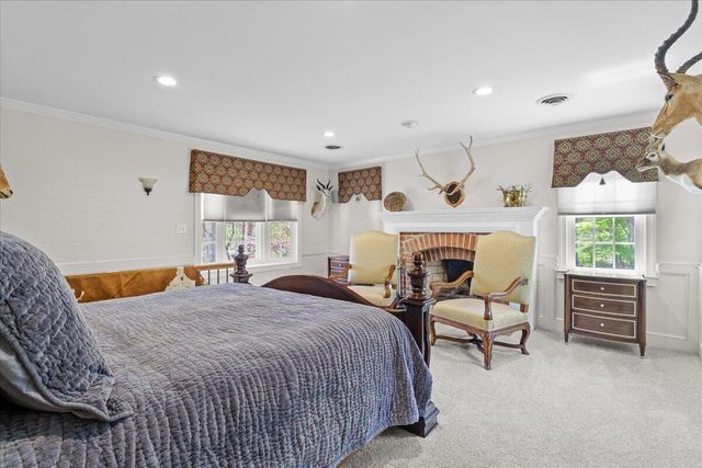 6522 Fairway Forest DR, Roanoke, VA 24018