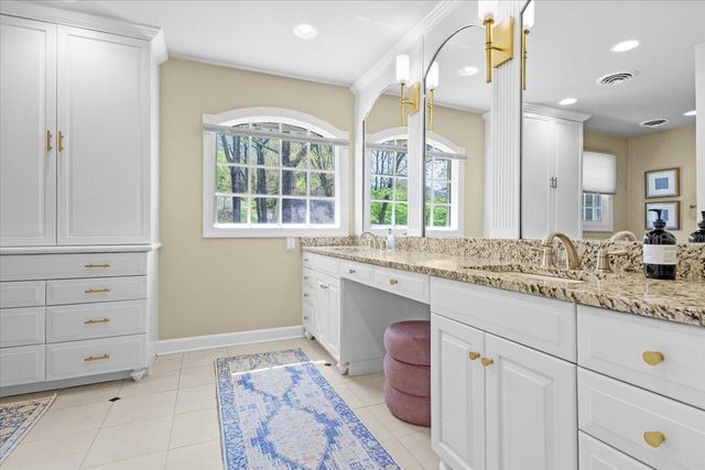 6522 Fairway Forest DR, Roanoke, VA 24018