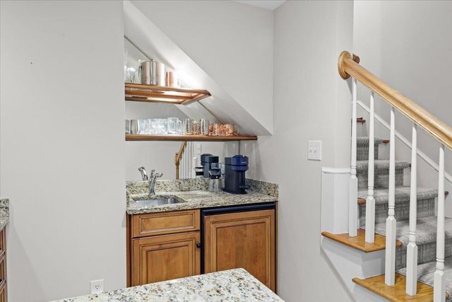 6522 Fairway Forest DR, Roanoke, VA 24018