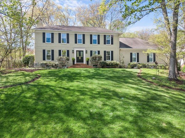 6522 Fairway Forest DR, Roanoke, VA 24018