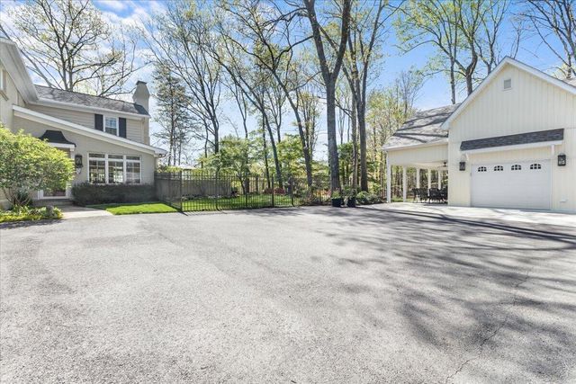 6522 Fairway Forest DR, Roanoke, VA 24018