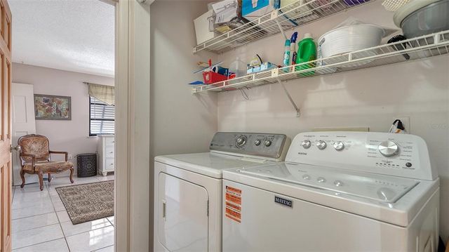 9034 MIDNIGHT PASS ROAD 6, Sarasota, FL 34242