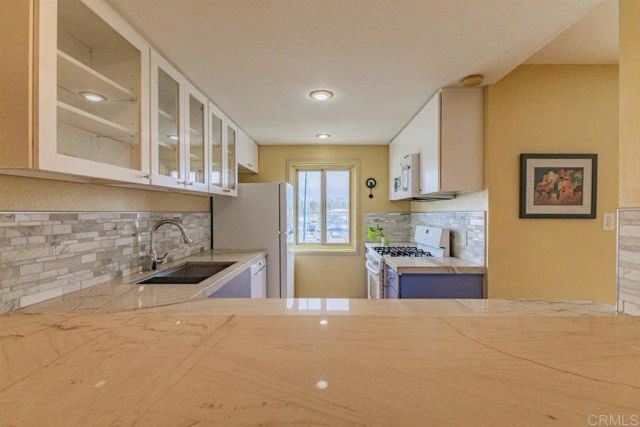 1202 N Pacific Street 209B, San Diego, CA 92054