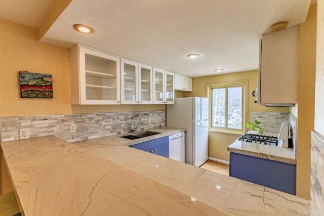 1202 N Pacific Street 209B, San Diego, CA 92054