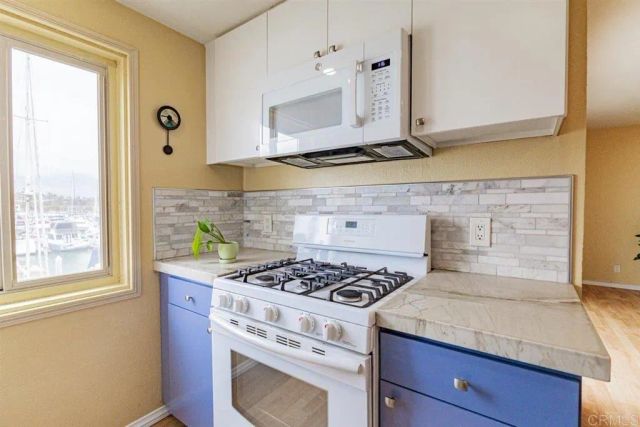 1202 N Pacific Street 209B, San Diego, CA 92054