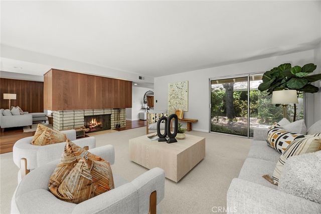 10505 Grove Oak, North Tustin, CA 92705