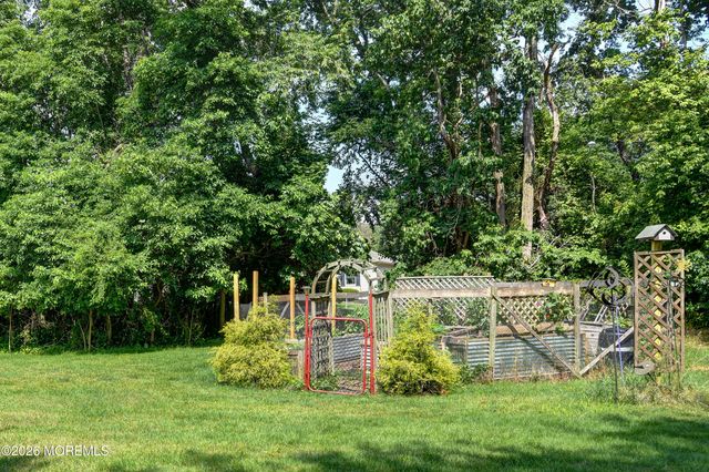 559 Brickyard Road, Freehold, NJ 07728
