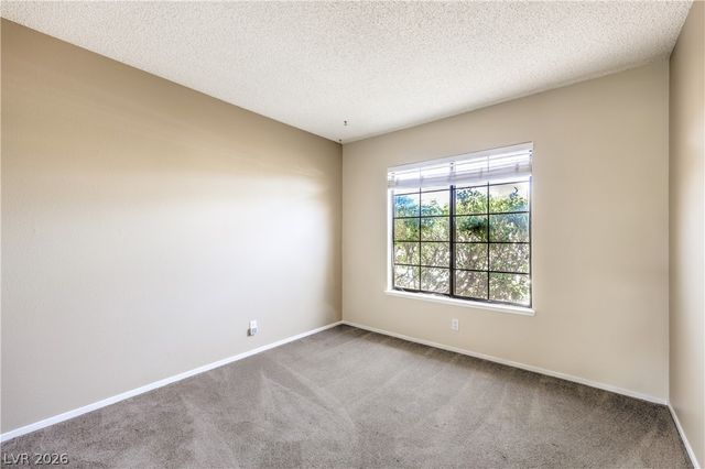 6813 War Eagle Circle, Las Vegas, NV 89108