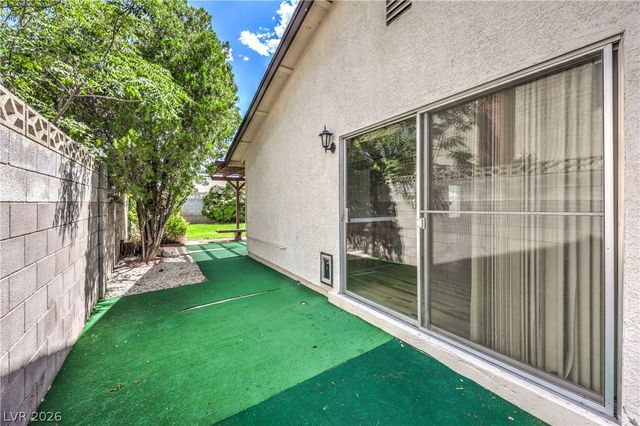 6813 War Eagle Circle, Las Vegas, NV 89108