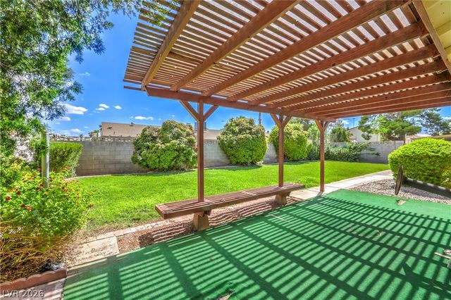 6813 War Eagle Circle, Las Vegas, NV 89108