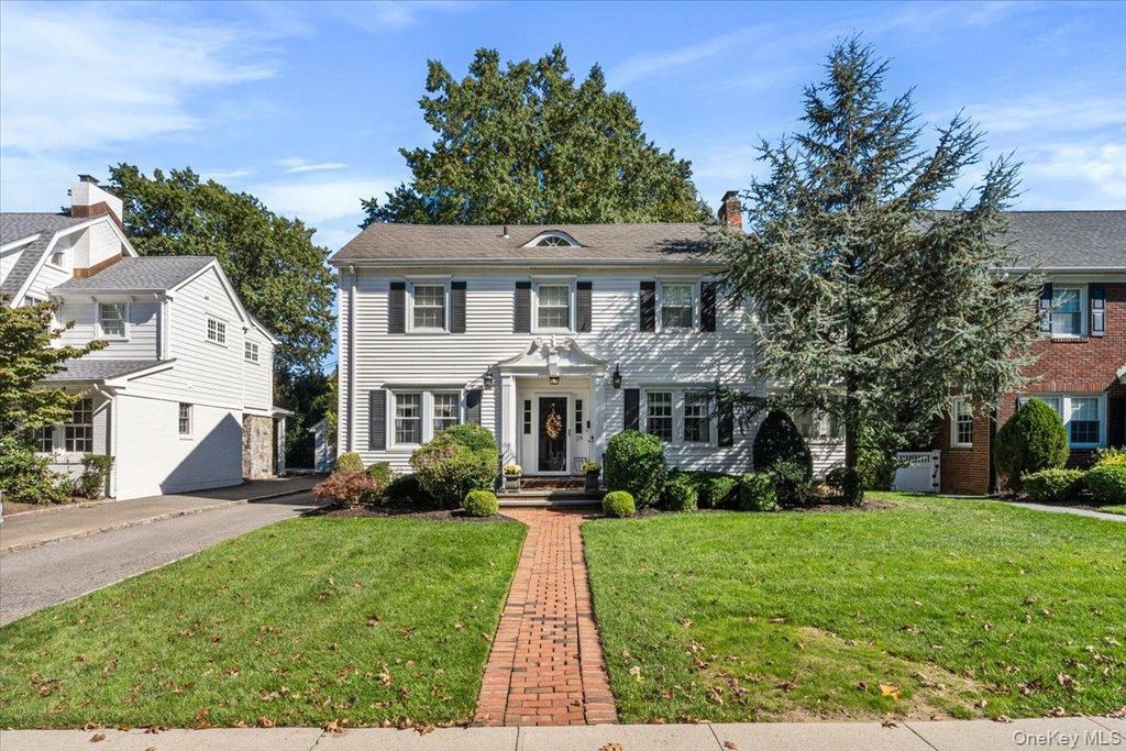 39 Euston Road, Garden City, NY 11530 — exterior