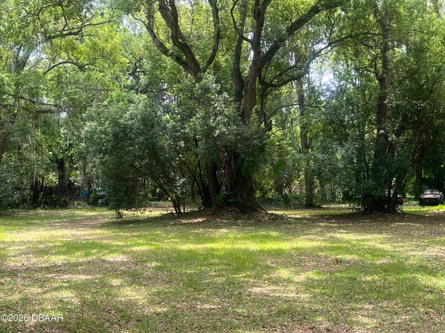 455 Brentwood Drive, Daytona Beach, FL 32117
