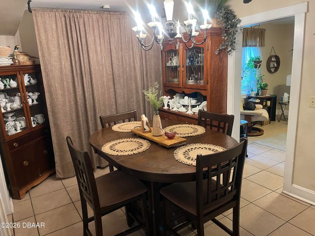 455 Brentwood Drive, Daytona Beach, FL 32117