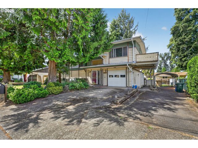 8835 Se REGENTS Dr, Milwaukie, OR 97222