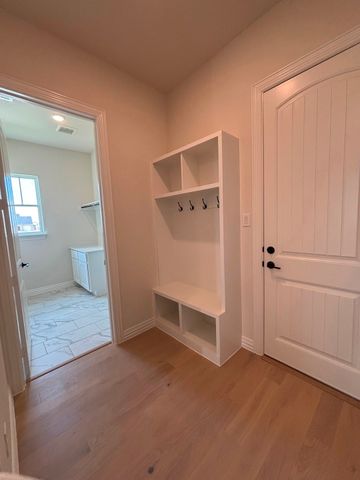 6451 Dalyn Drive, Midlothian, TX 76065