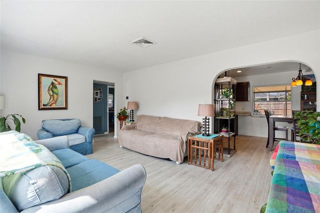 2601 OAKWOOD DRIVE, Largo, FL 33771