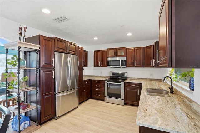 2601 OAKWOOD DRIVE, Largo, FL 33771