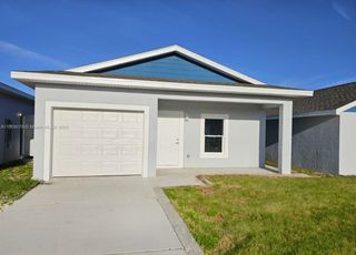 703 Salamanca Ct, Sebring, FL 33870