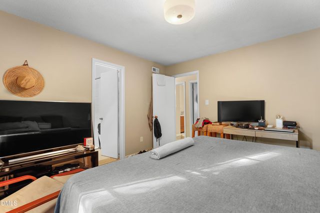 1217 Manassas Court G, Raleigh, NC 27609