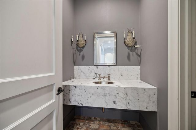 2117 Maconda Lane, Houston, TX 77027