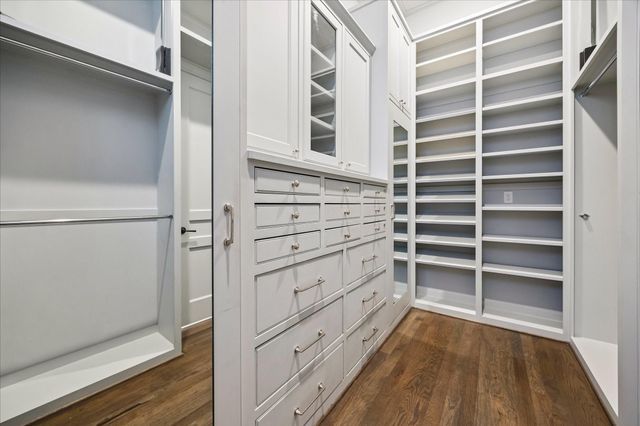 2117 Maconda Lane, Houston, TX 77027