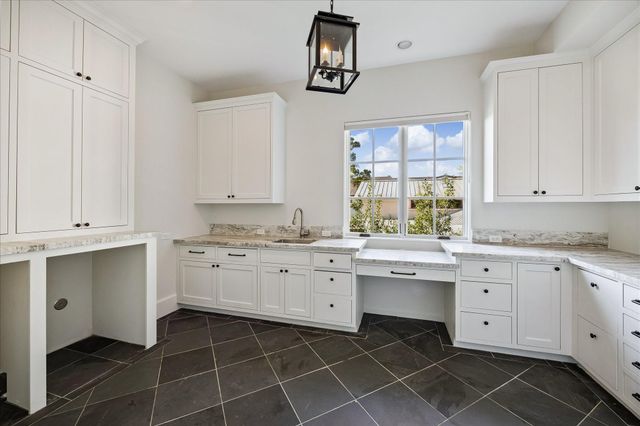 2117 Maconda Lane, Houston, TX 77027