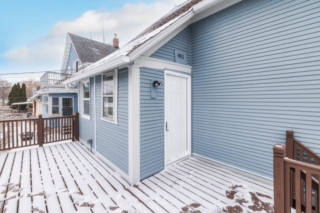 401 Rose Avenue E, Saint Paul, MN 55130