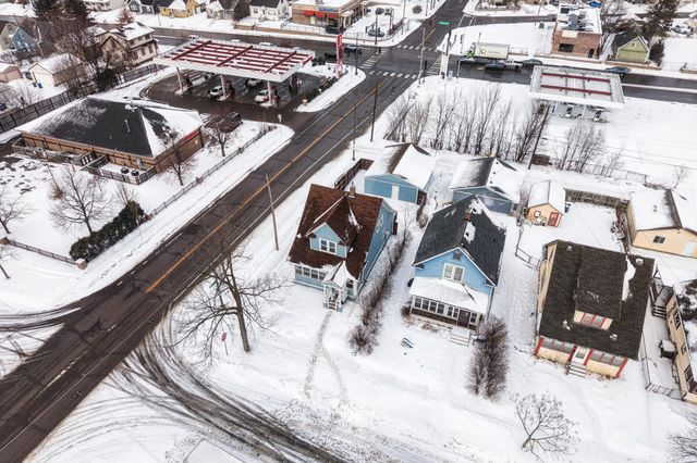 401 Rose Avenue E, Saint Paul, MN 55130