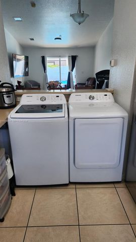 3926 SW 48th Ave, Pembroke Park, FL 33023