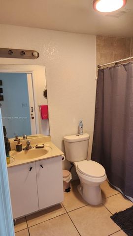 3926 SW 48th Ave, Pembroke Park, FL 33023