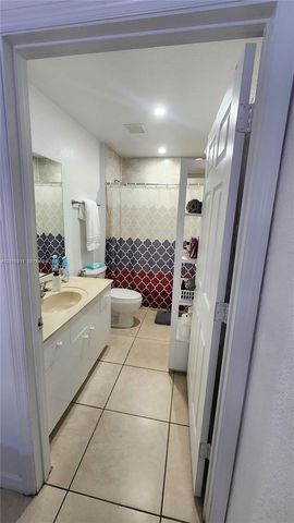 3926 SW 48th Ave, Pembroke Park, FL 33023